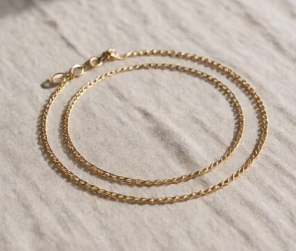 Thin Gold Chain